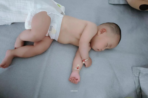 双峰宝宝口水多怎么回事 双峰宝宝口水多怎么回事